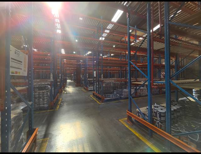 12,000M² WAREHOUSE TO LET IN DENVER